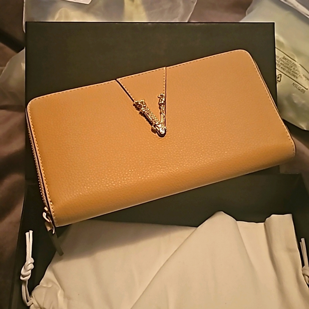 Versace BNIB Leather Wallet